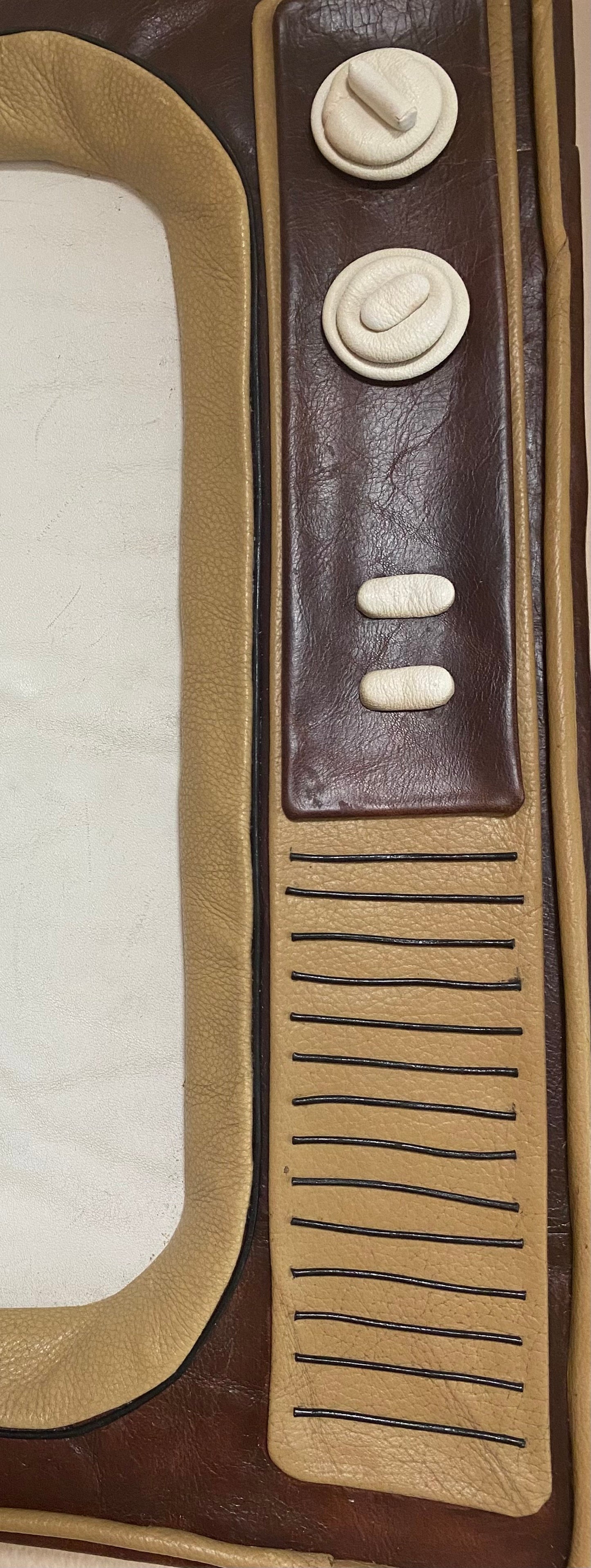 “Cats News” Genuine Leather 3D Art